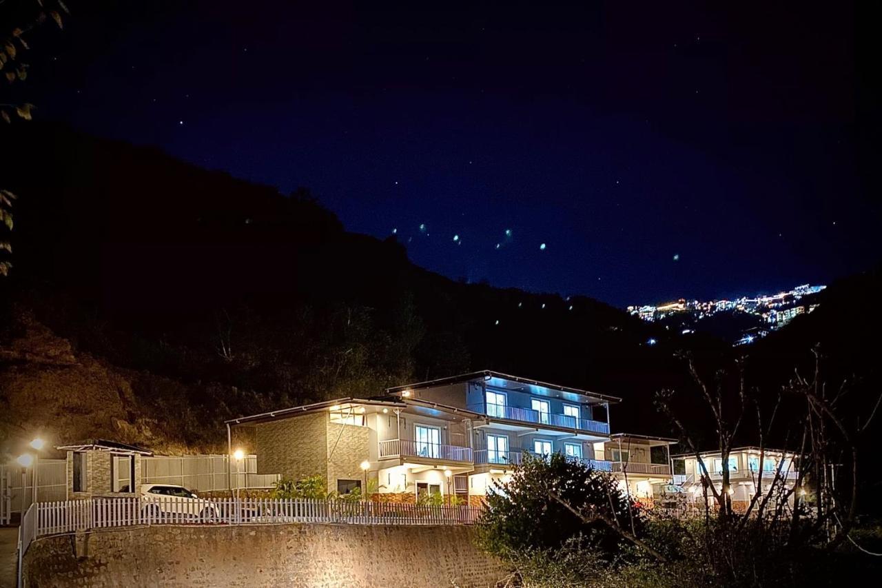 Sl Manor Hill Resort Массури Экстерьер фото